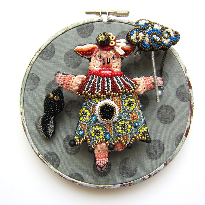 「からかさ小僧のブローチ(ブタ)」